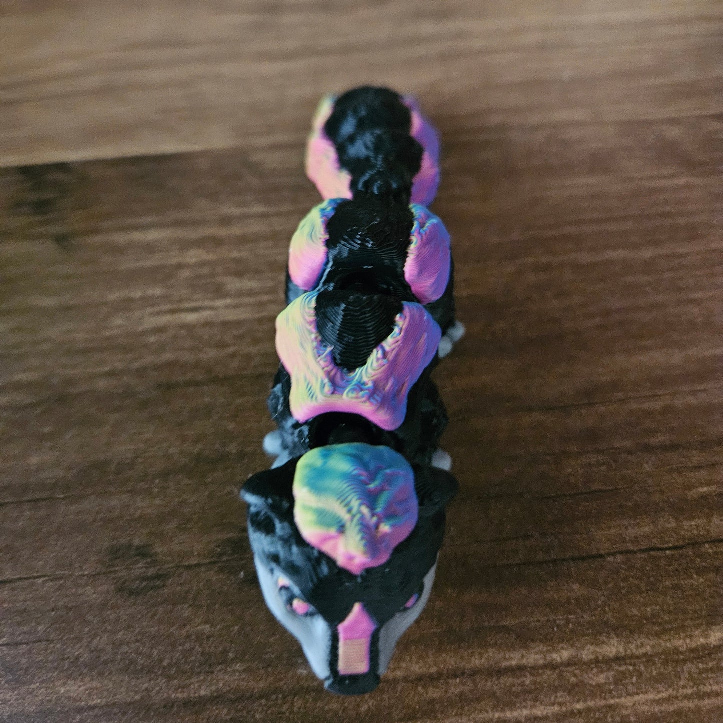 3D Printed Articulated Skunk |Rainbow color | Mini Posable Bookcase Critter | Cute Desk Fidget